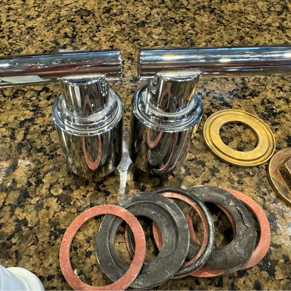 Grohe Atmos faucet part number a112.18.M1 - Picture 4 of 7